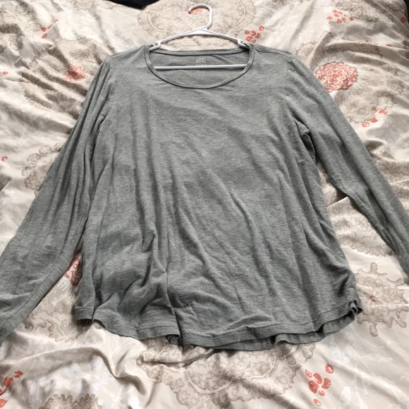 Clothes - Picture 1 of 1